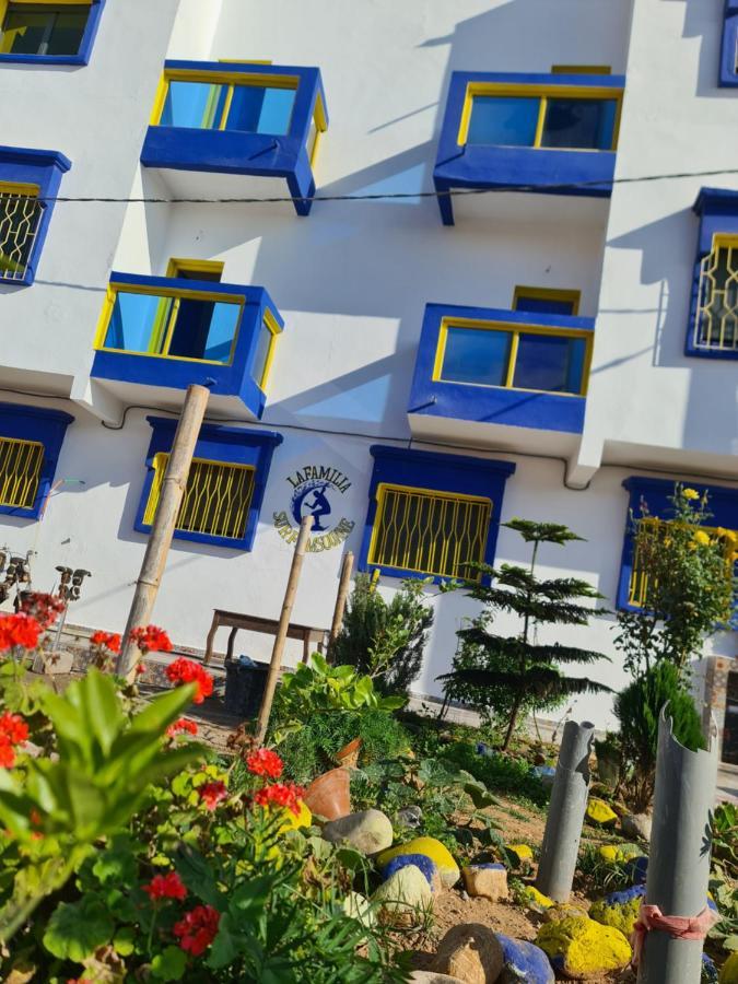 Lafamilia Surf Imsouane Hotel Bagian luar foto